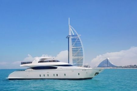 Enjoy Shared Yacht Tour in Dubai